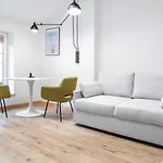 Househost Apartment Plac Wolnica 9